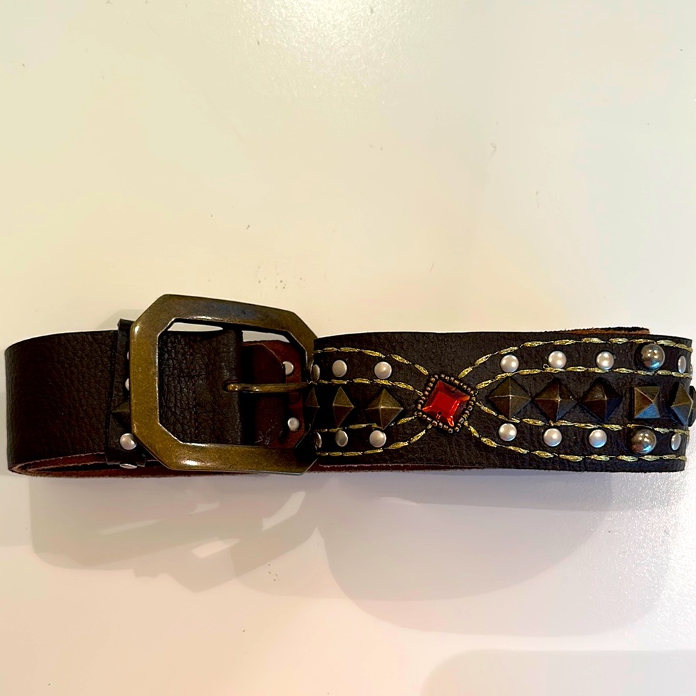 Betsey Johnson Brown Studded Leather Belt. Size medium.